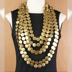 Bold and Beautiful Gold Disc Necklace